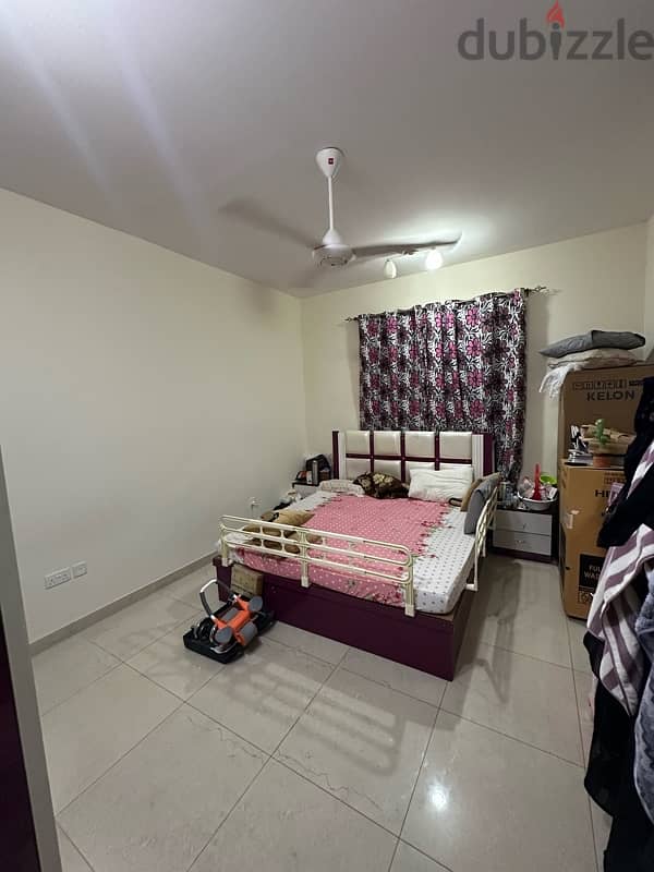 Spacious luxury 1 BHK flat for rent Fix price 2