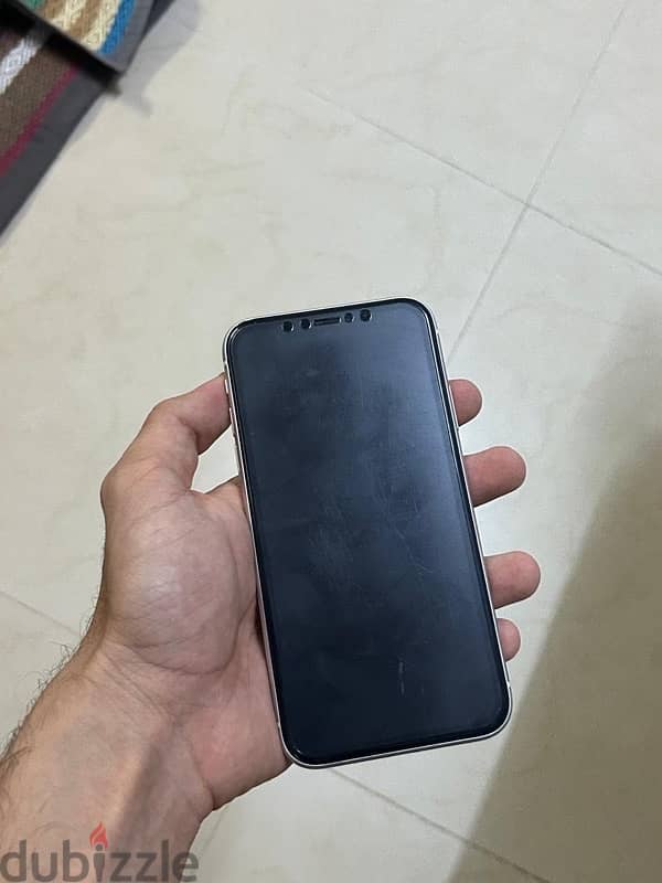 للبيع ايفون iPhone XR 1