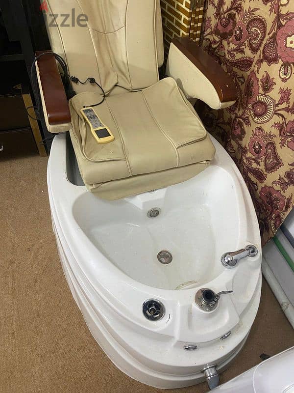 Comfort Pedicure Chair with Advanced Massage Technology for spa 1