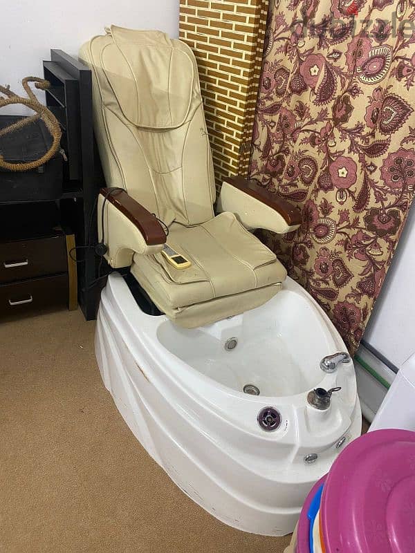 Comfort Pedicure Chair with Advanced Massage Technology for spa 2