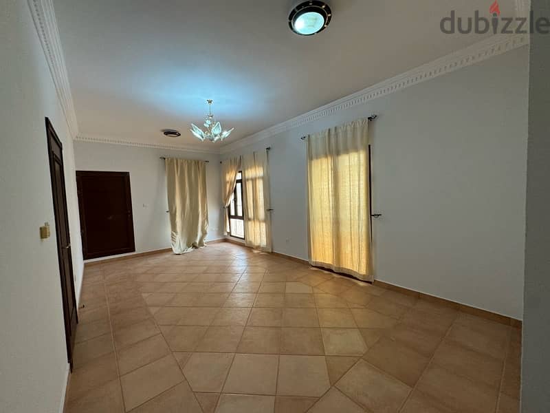 Highly recommended for 4+1BR twin villa near by the sea shatti Qurum 16