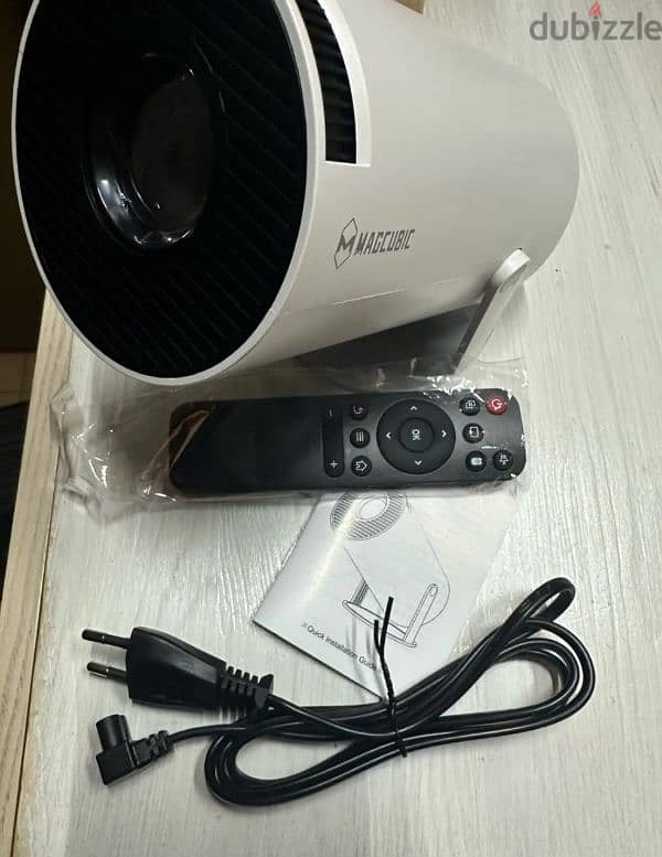 بروجكتر اندرويد FHD عالي الجوده projector 3