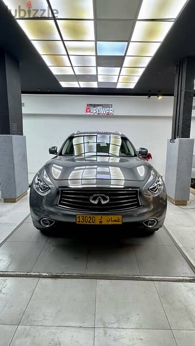 Infiniti QX70 2016