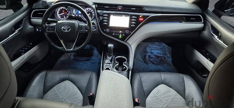 Toyota Camry 2018 12