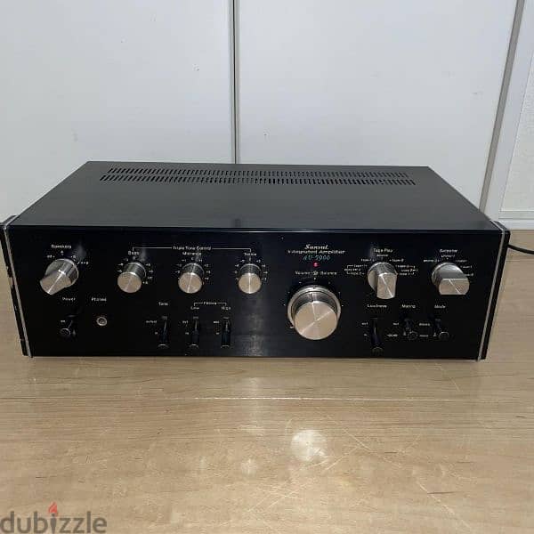 Sansui AU5900 Stereo Amps 1