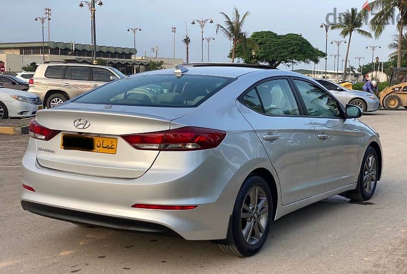 Hyundai Elantra 2018 2