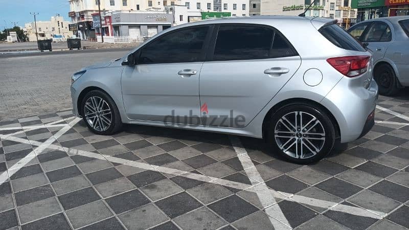 Kia Rio GCC Oman car 2