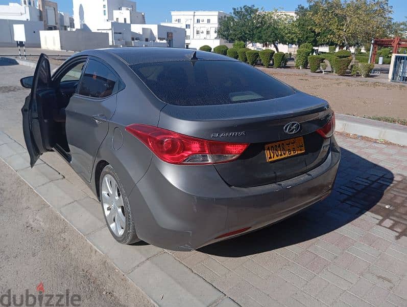 Hyundai Elantra 2013 5