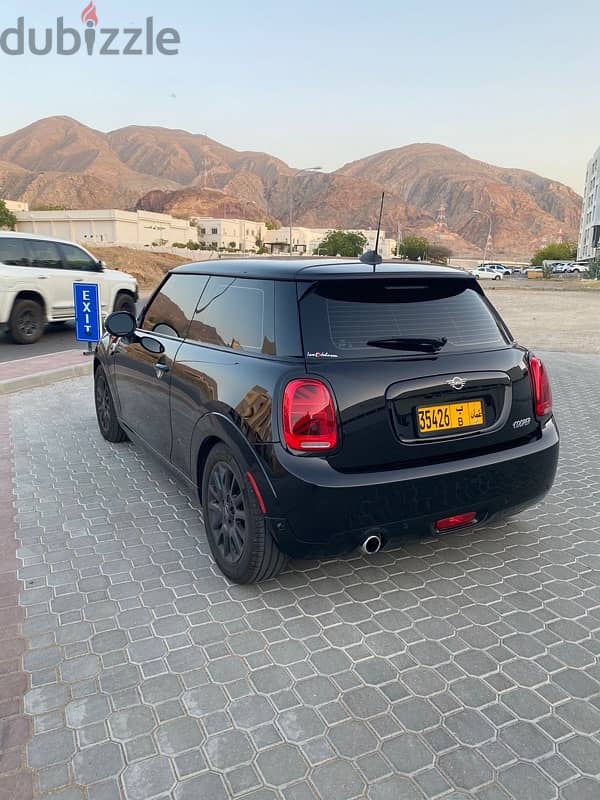 MINI Cooper 2019 1