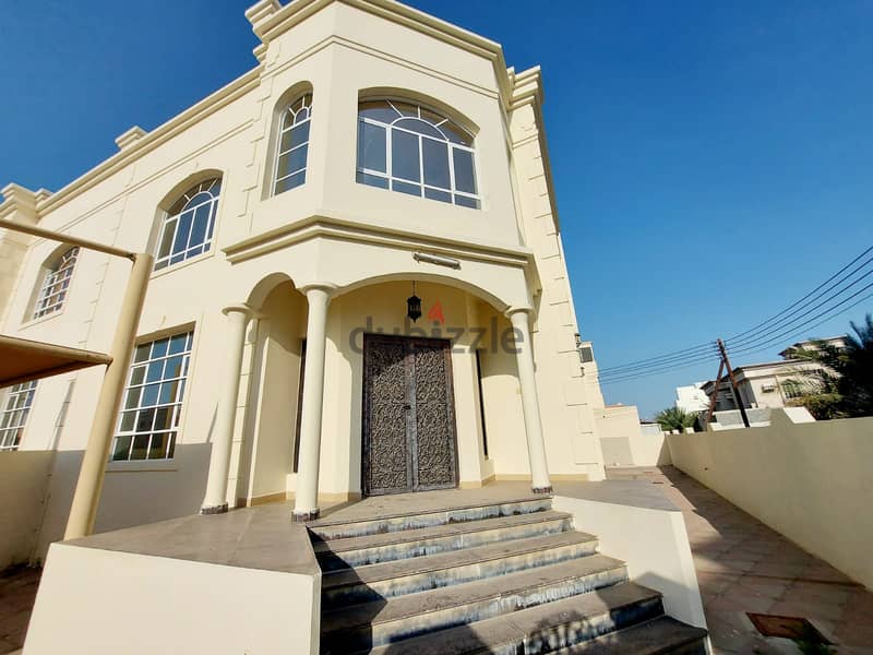 "SR-MH-662  Premium Quiet Villa to Let in Al Mawaleh South 0