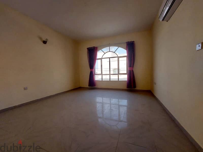 "SR-MH-662  Premium Quiet Villa to Let in Al Mawaleh South 7