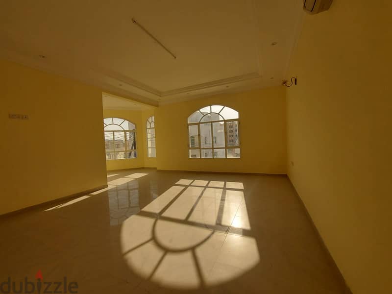 "SR-MH-662  Premium Quiet Villa to Let in Al Mawaleh South 10