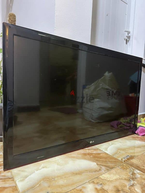 LG TV 1