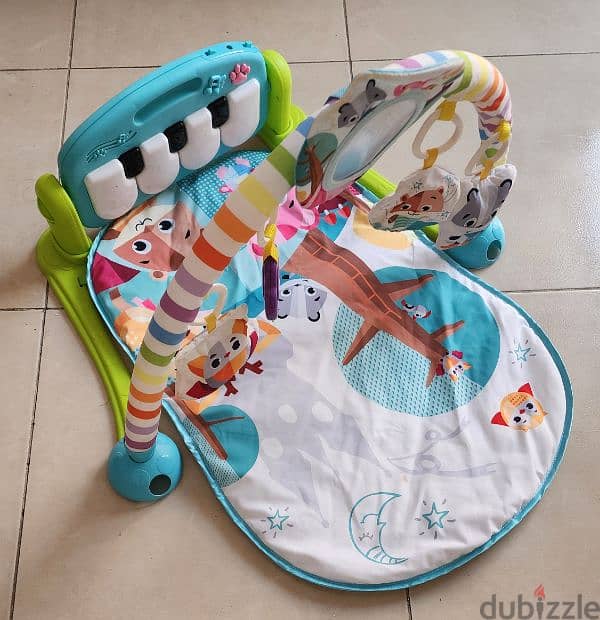 Baby play mat with piano and projector 1