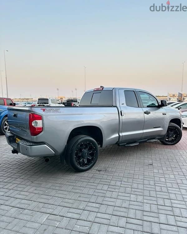 Toyota Tundra 2021 4