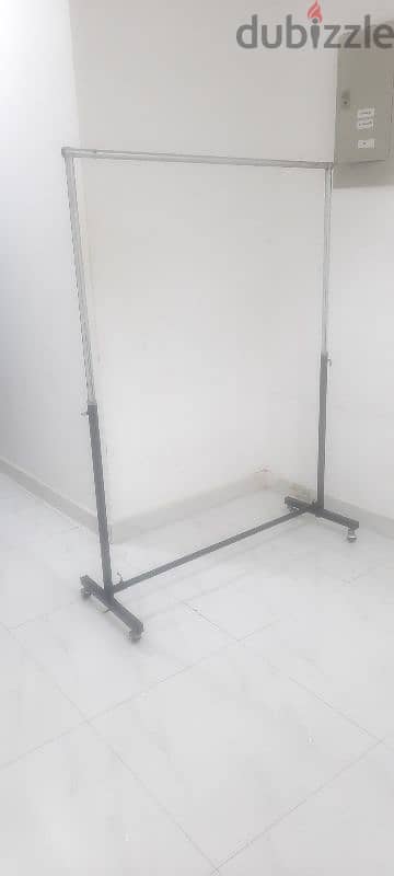 Hanging stand for dress 1