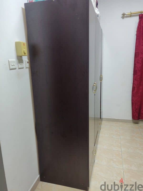 wardrobe Cupbord for sale 2