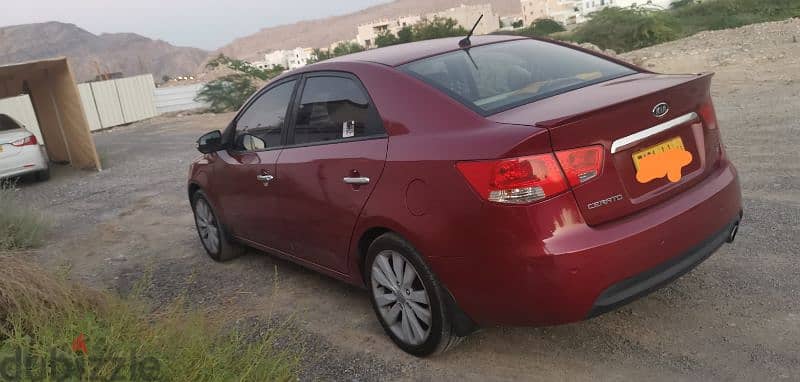 Kia Cerato 2011 1