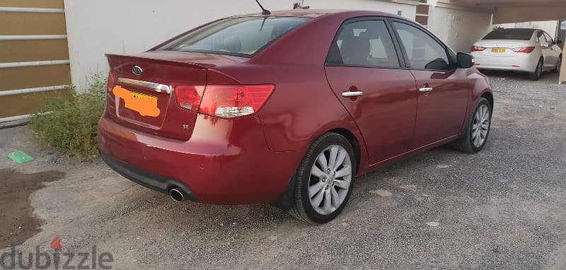 Kia Cerato 2011 3