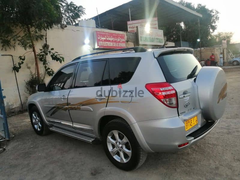 Toyota Rav 4 2010 1