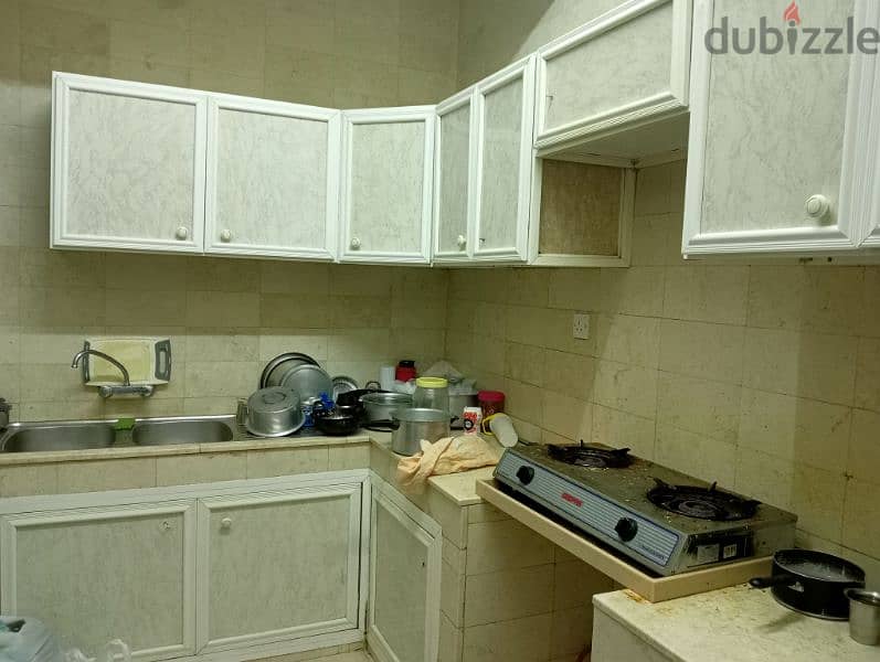 Single room with attached bathroom 70 riyal only 9