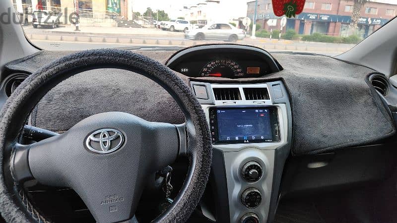 Toyota Yaris 2008 4