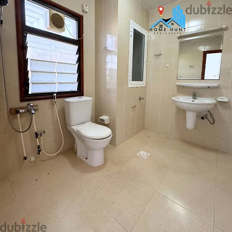 AL QURUM | SPACIOUS 3+1BR COMPOUND VILLA FOR RENT 9