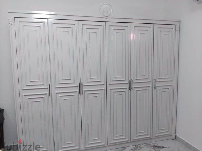 6 door cupboard 1