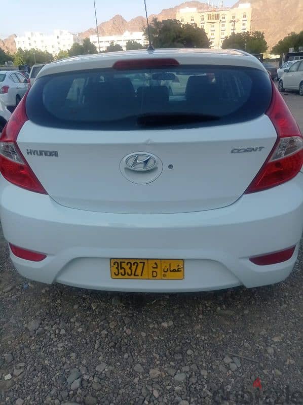 Hyundai Accent 2013 8