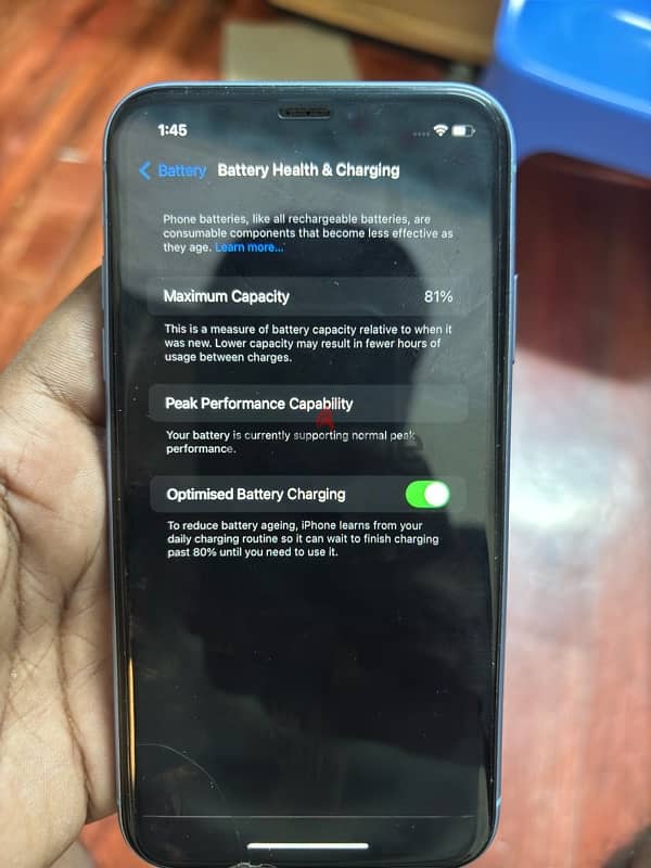 iPhone XR 64 GB 7