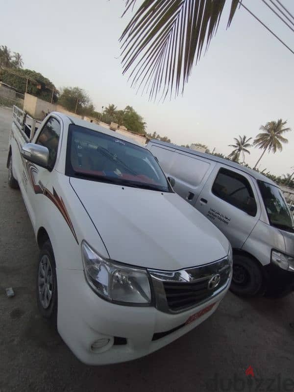 Toyota Hilux 2012 0