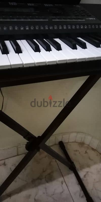 بيانو مستعمل بحالة جيدة - Used piano in good condition 1