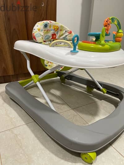 baby walker in a very good condition