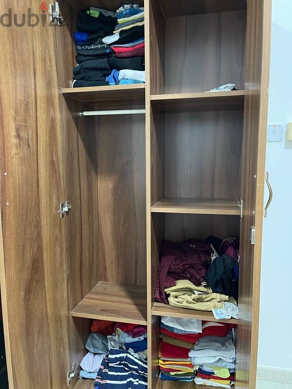 wardrobe 2 doors 80*200 CM In a very good condition 4