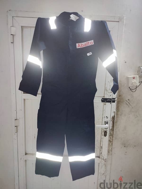 danggre coverall sefty beld are available 0