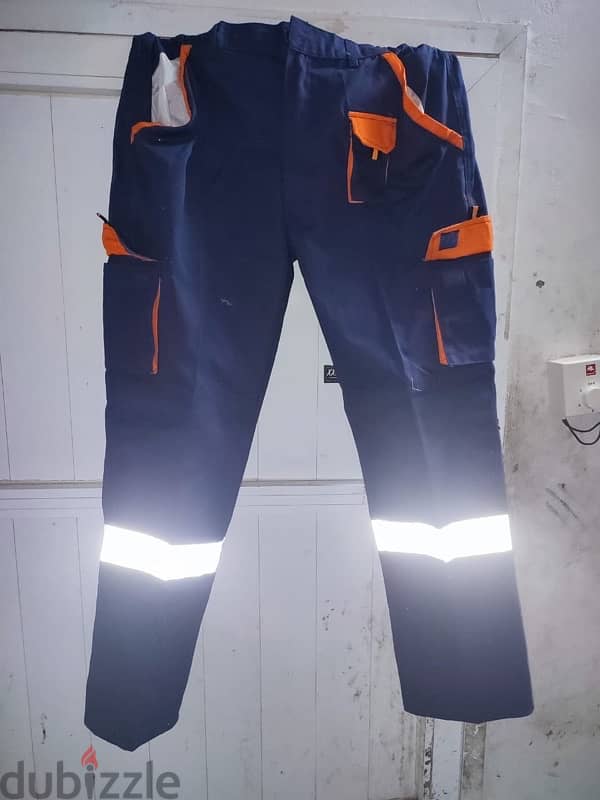 danggre coverall sefty beld are available 2