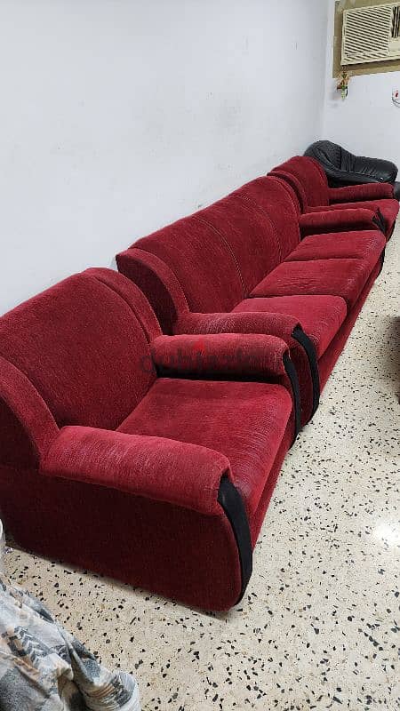 5 seater sofa for sale. perfect condition 0