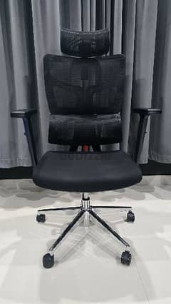 كرسي مكتبي جديد مع الضمان - New office chair with warranty 0