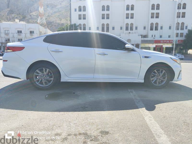 Kia Optima Fe 2020 model in excellent condition 4