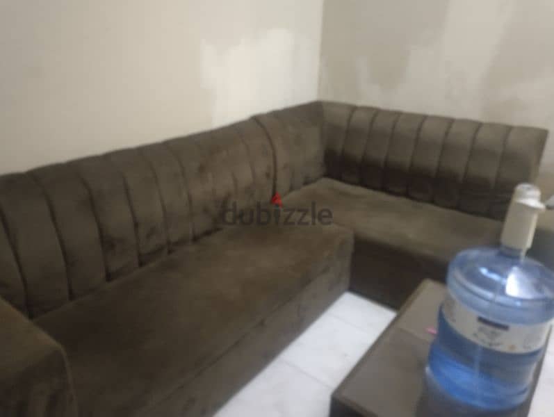 Room for Rent in Semi-Furnished Apartment – Prime Location in Salalah 8