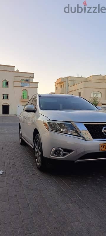 Nissan Pathfinder 2015 0