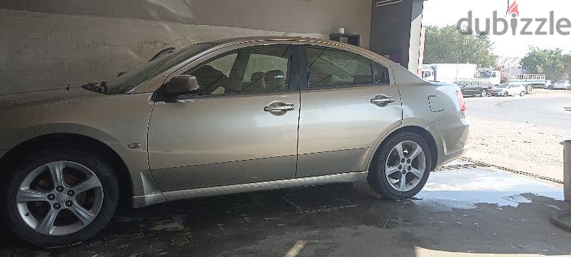 Mitsubishi Galant 2009 1