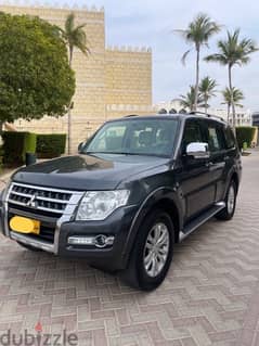 Mitsubishi Pajero 2017 (Gcc Car) 3.8 in Excellent condition 0