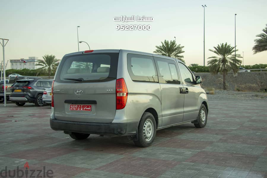 Hyundai H1 2013 8