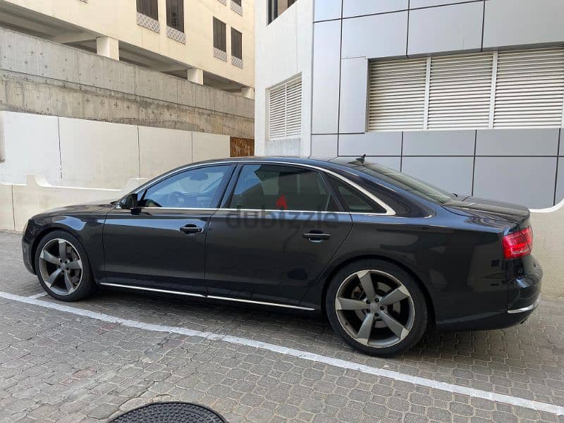 Audi A8 2012 4