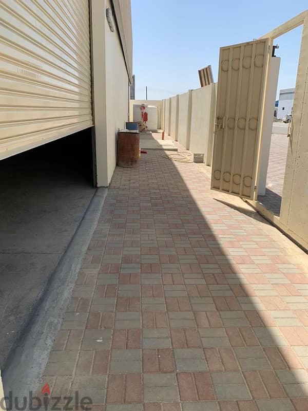 Warehouse for rent in the industrial area near Sohar Airport. 4