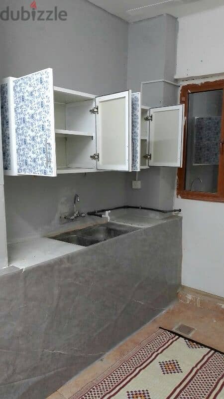 room with kitchen for rent near seeb souq 3