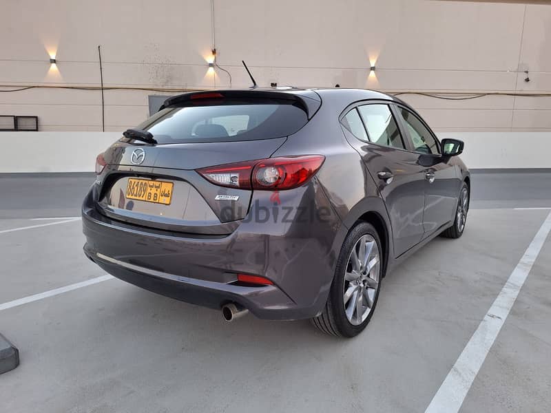 Mazda 3 2018 2.5L 2018 Grand Touring Hatchback 10