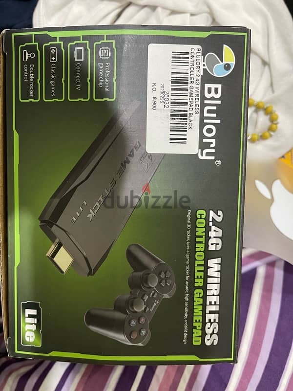 Blulory 4K Ultra HD Game Stick Lite with 2.4G Wireless Controller 2