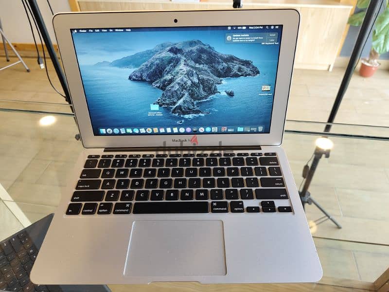 MacBook air 2012 , i5, 4/128 1